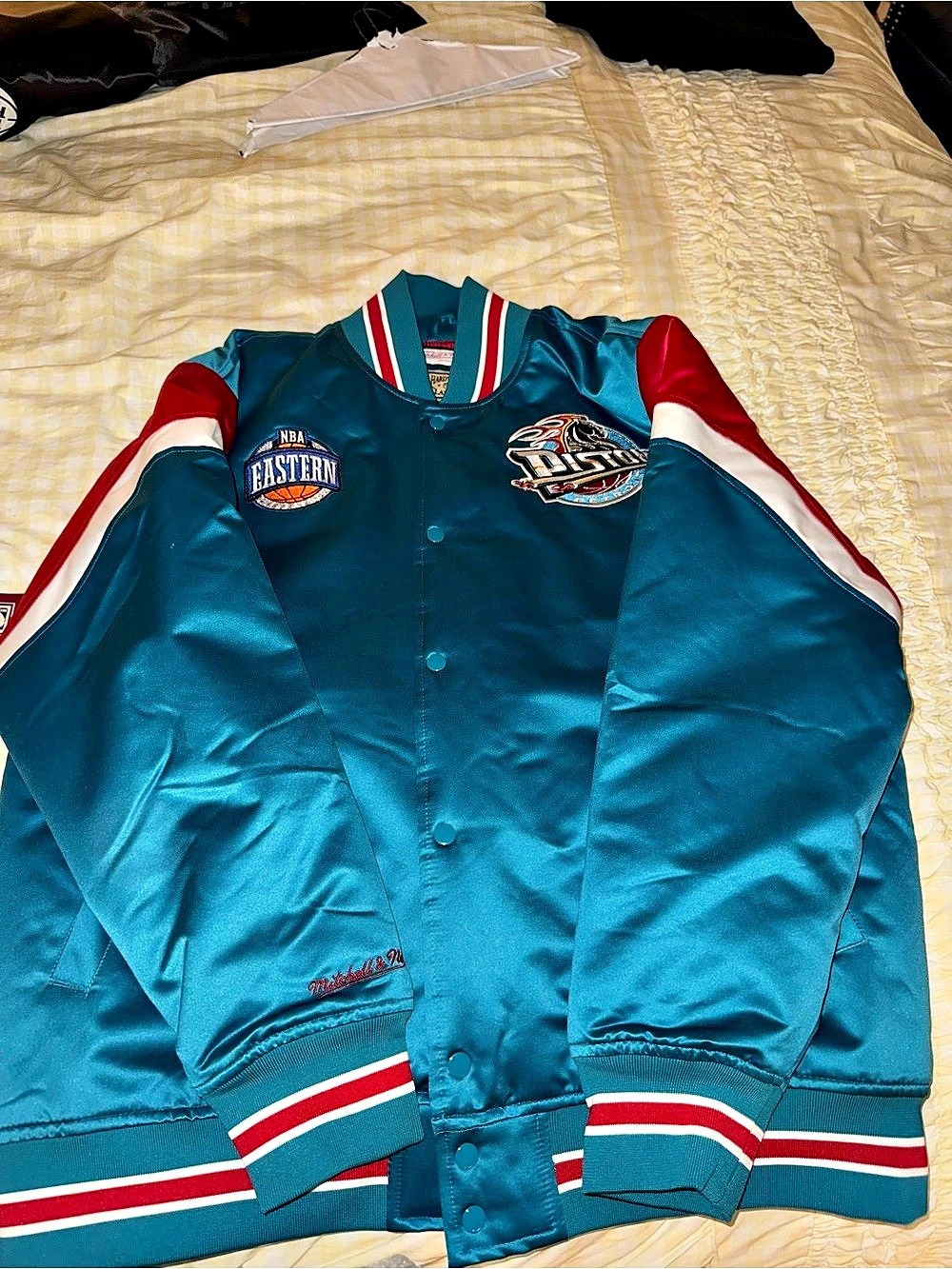 Vintage Detroit Pistons Satin Jacket 2XL NWT Teal Red NBA Basketball